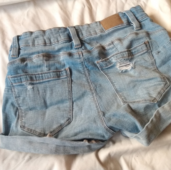 Bluenotes Jean Shorts - Picture 2 of 2